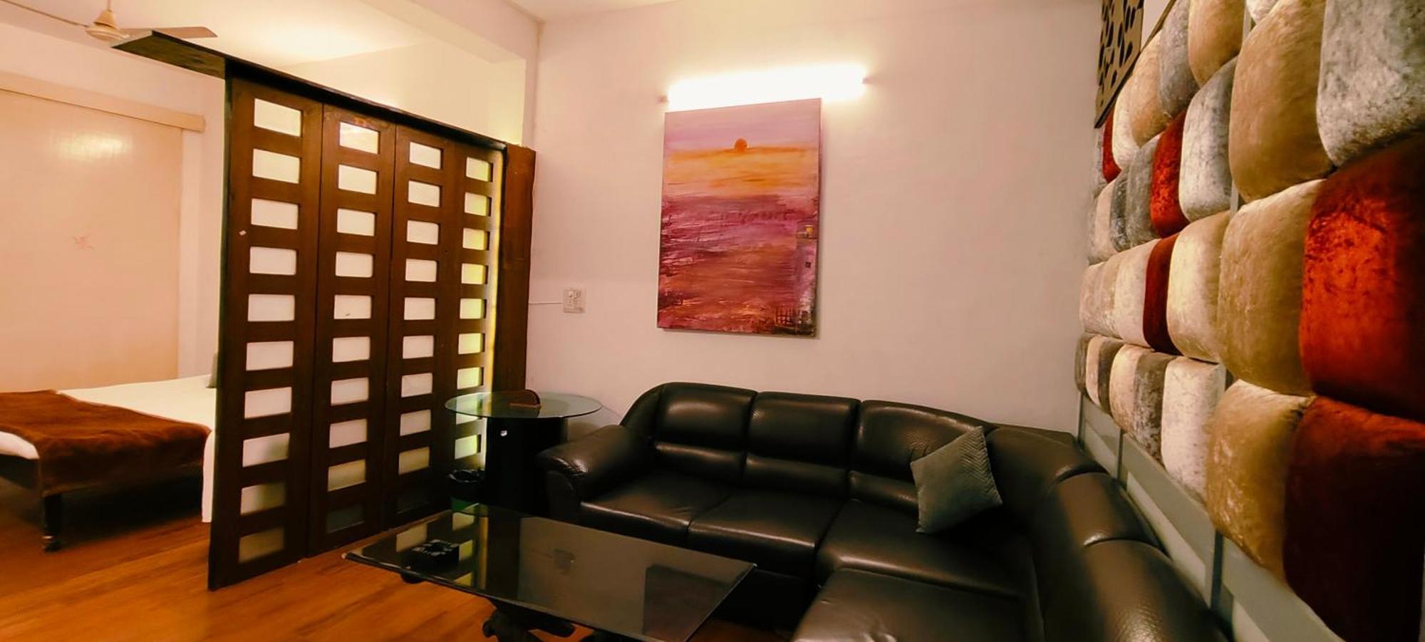 Step The Luxury Apartment